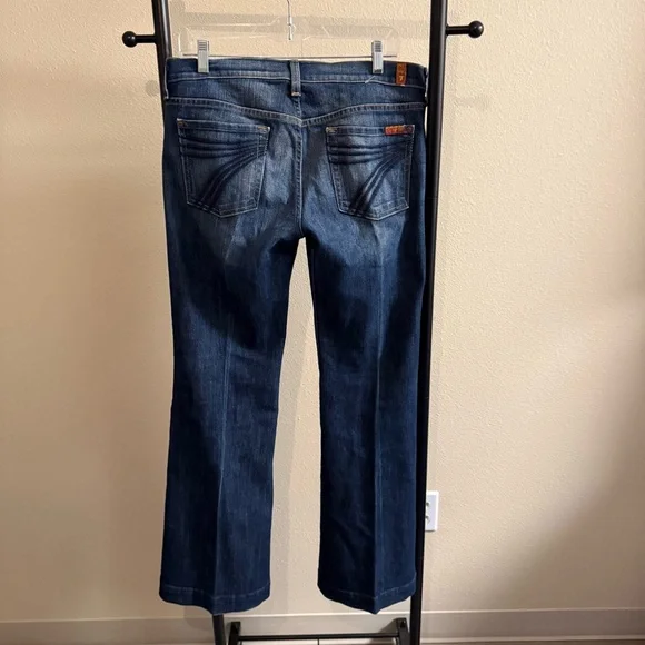 7 For All Mankind dojo Dark Blue Flare Jeans like new - Picture 4 of 5